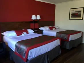 Ramada by Wyndham Torrance - Chambre