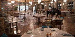 1823 Spinning Block - Restaurant