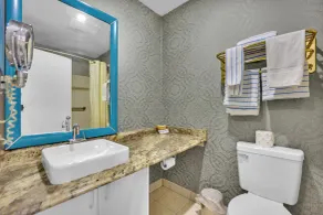 Vintage Vegas Motel - Bathroom