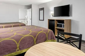 Super 8 by Wyndham Grand Prairie Southwest - Chambre