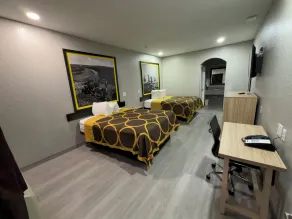 Super 8 by Wyndham Houston/Brookhollow NW - Room
