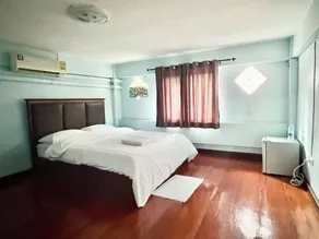 Prompt Inn Chareonkrung - พร้อมอินน์ เจริญกรุง - Quarto