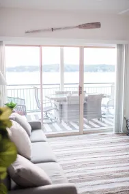 Upscale Lakefront Condo at 2mm with Pools, Slip, and Main Channel Views - Interiør