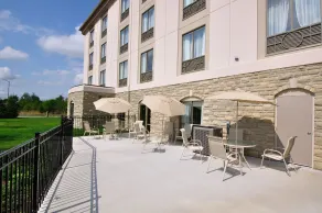 Holiday Inn Express Hotel & Suites Ottawa Airport by IHG - Piscine