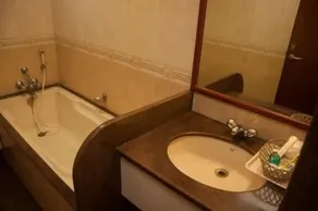 Hotel Solitaire - Bathroom