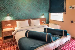 Golden Tulip Borjomi - Room