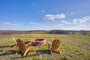 Rustic Missouri Vacation Rental w/ Hill Views! - Interiør