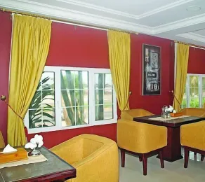 His Majesty's Hotel and Apartments - Restaurant