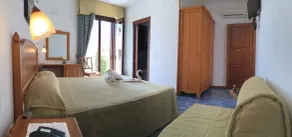 La Meridiana Hotel - Chambre
