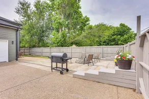 1 Mi to Downtown: New Albany Home w/ Yard - Interiør