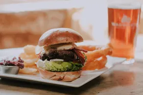The Falkland Arms - Restaurante