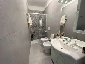 Lovely Studio With Terrace in Lignano - Baño