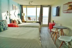 Pirates Cove Resort Studios! - Rom
