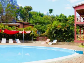 Le Chat'o Park Hotel Ivato Airport NAVETTE GRATUITE H24 - Piscina