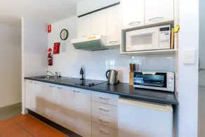 Condo 105 @ Horizons Golf Resort - Salamander Bay NSW - Cocina privada