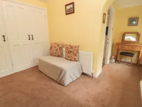 Red Squirrel Cottage, 5 Biddlestone - Værelse