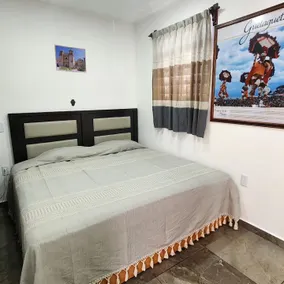 Hostal Guelaguetza Danza de la Pluma - Room
