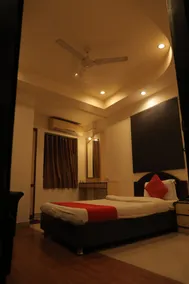 Hotel Gokul - Room
