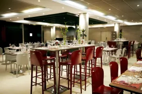 Campanile PRIME - Saint-Quentin-en-Yvelines - Restaurant