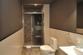 Meidan Inn - Baño