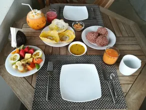Lara's place - Restaurant
