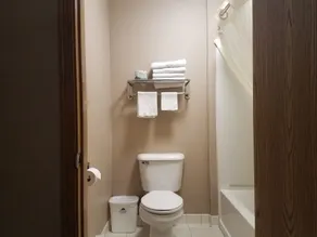 Americas Best Value Inn and Suites Bismarck - Salle de bain
