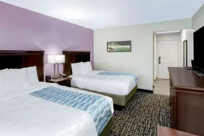 La Quinta by Wyndham Cookeville - Room
