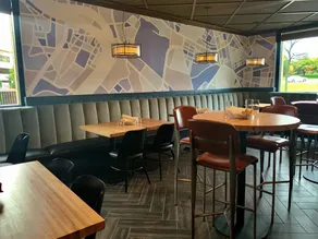 DoubleTree Suites by Hilton Htl & Conf Cntr Downers Grove - Restaurant