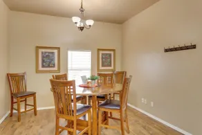 Historic Home Half-mile to Downtown Guthrie! - Innvendig