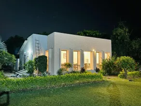 MACHLI A Wilderness Home - Restaurant