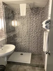 Hôtel Campanile Saumur - Salle de bain