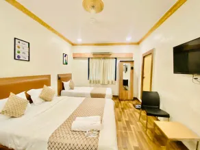 Hotel ABC Satellite Prahladnagar, Ahmedabad - Chambre