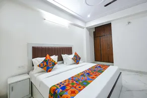 Mauryan Tower, Yashobhoomi - Rum