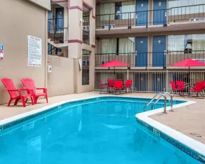 Econo Lodge Atlanta College Park - Piscine