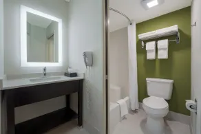 Sleep Inn Madison - Bathroom
