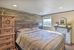 Boyd Countryside Cabin w/ Patio & Farm Views - Interiör
