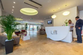 Boutique Hotel Life - Reception