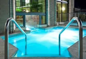 Holiday Inn Midland by IHG - Piscine