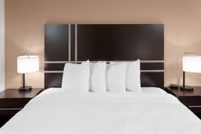 Baymont by Wyndham Green Bay - Chambre