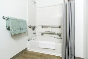 InTown Suites Extended Stay New Orleans LA - Metairie - Salle de bain