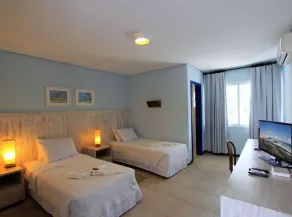 Farol de Itapuã Praia Hotel - Room