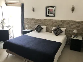 Apartamentos e Quartos Atalaia - Room