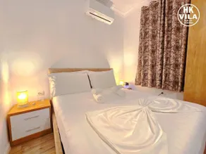 VILA HK- is a family-run stay designed to welcome you like friends Located in the heart of KRUJE,it offers comfort,peace,and privacy to make you feel right at home Enjoy free public parking Taxi service,local guides and traditional breakfast included - Room