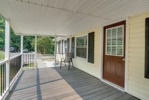 Harpers Ferry Home w/ Private Pool & Hot Tub! - Intérieur
