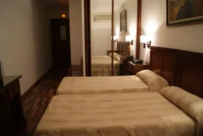 Hotel Mulhacen - Værelse