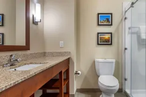 Comfort Inn & Suites Edgewood - Salle de bain