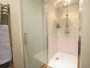 Foxholes Barn - Bathroom
