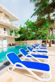 Nico Beach Hotel - Piscina