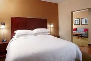 Four Points by Sheraton Houston Hobby Airport - Chambre