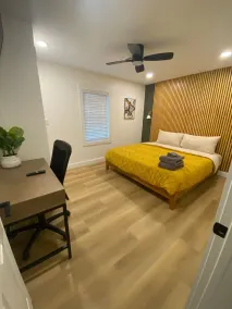 10 Burnett Home - Rum